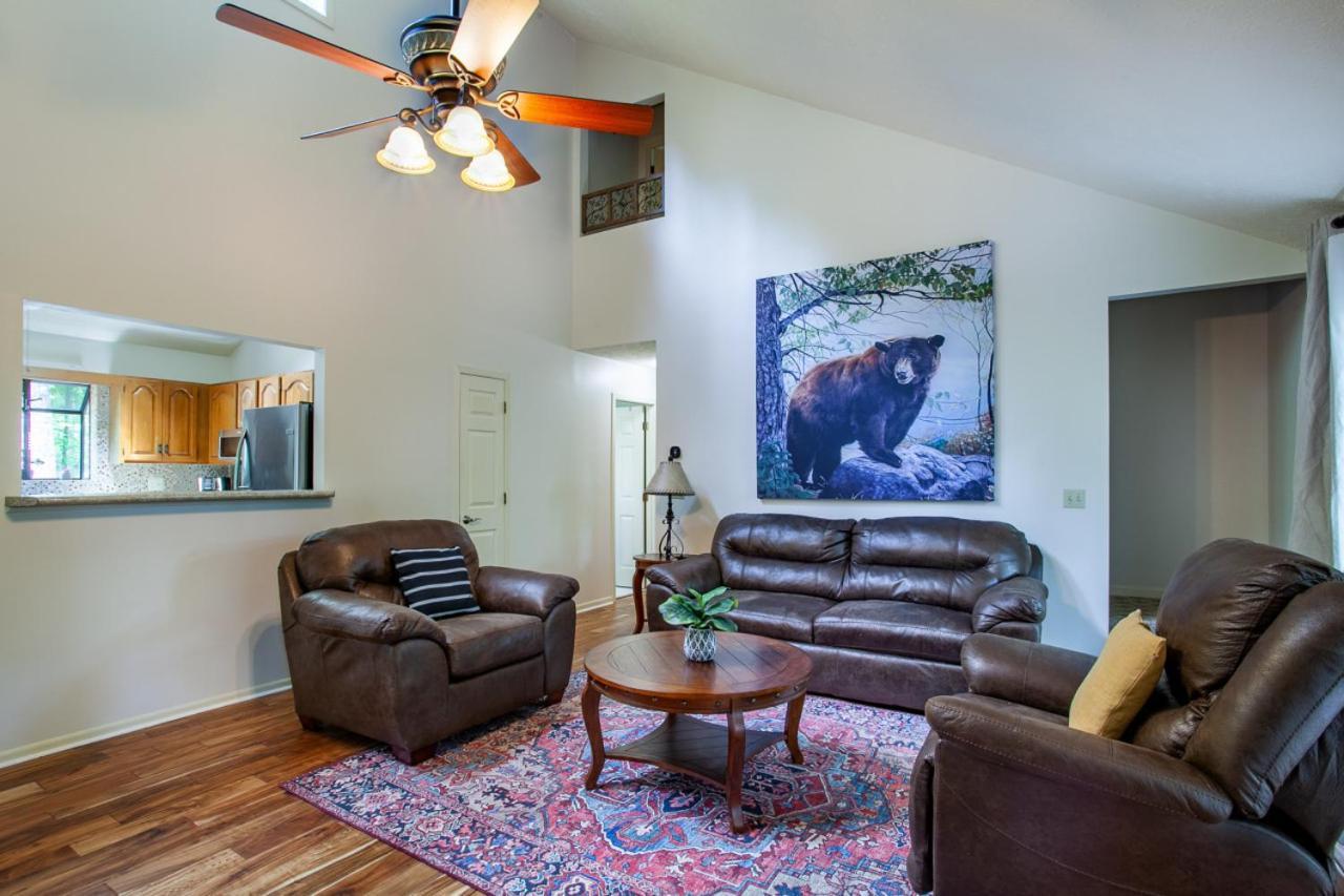 Little Cub Cottage - Mtn Views & Community Pools Gatlinburg Exterior foto