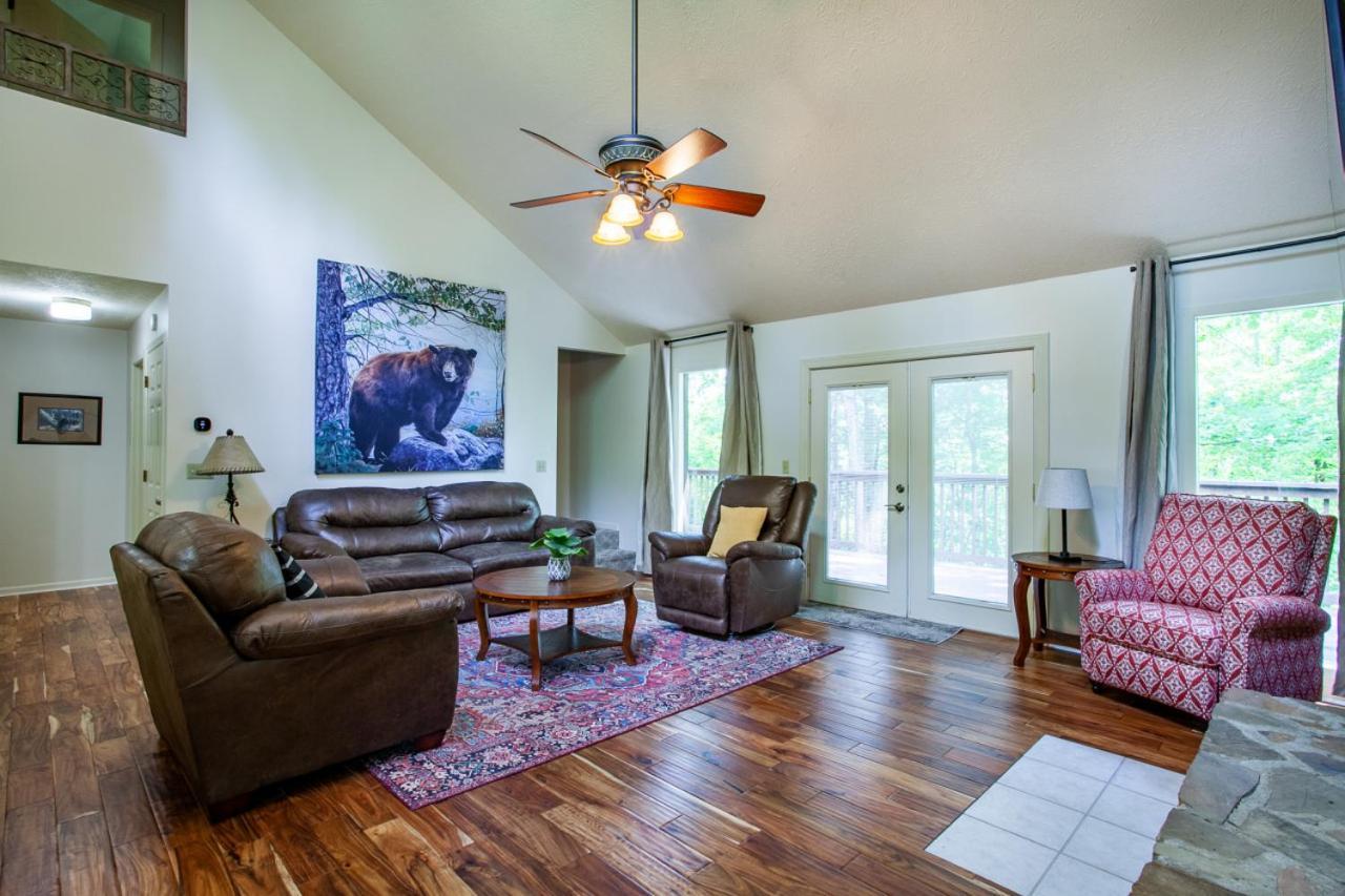 Little Cub Cottage - Mtn Views & Community Pools Gatlinburg Exterior foto